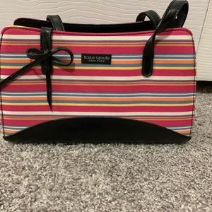 Kate Spade stripped shoulder bag.